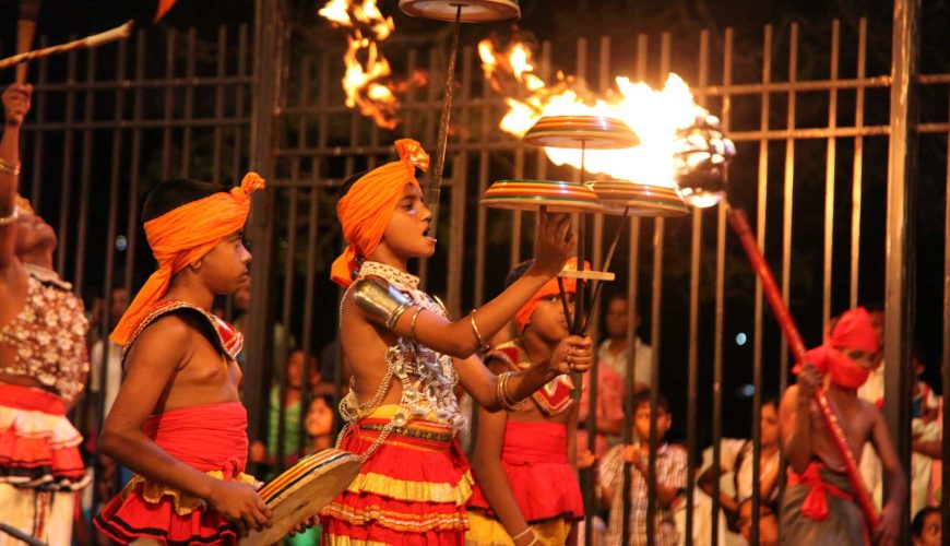 Experience the Magic of the 2025 Esala Kandy Perahera in Sri Lanka